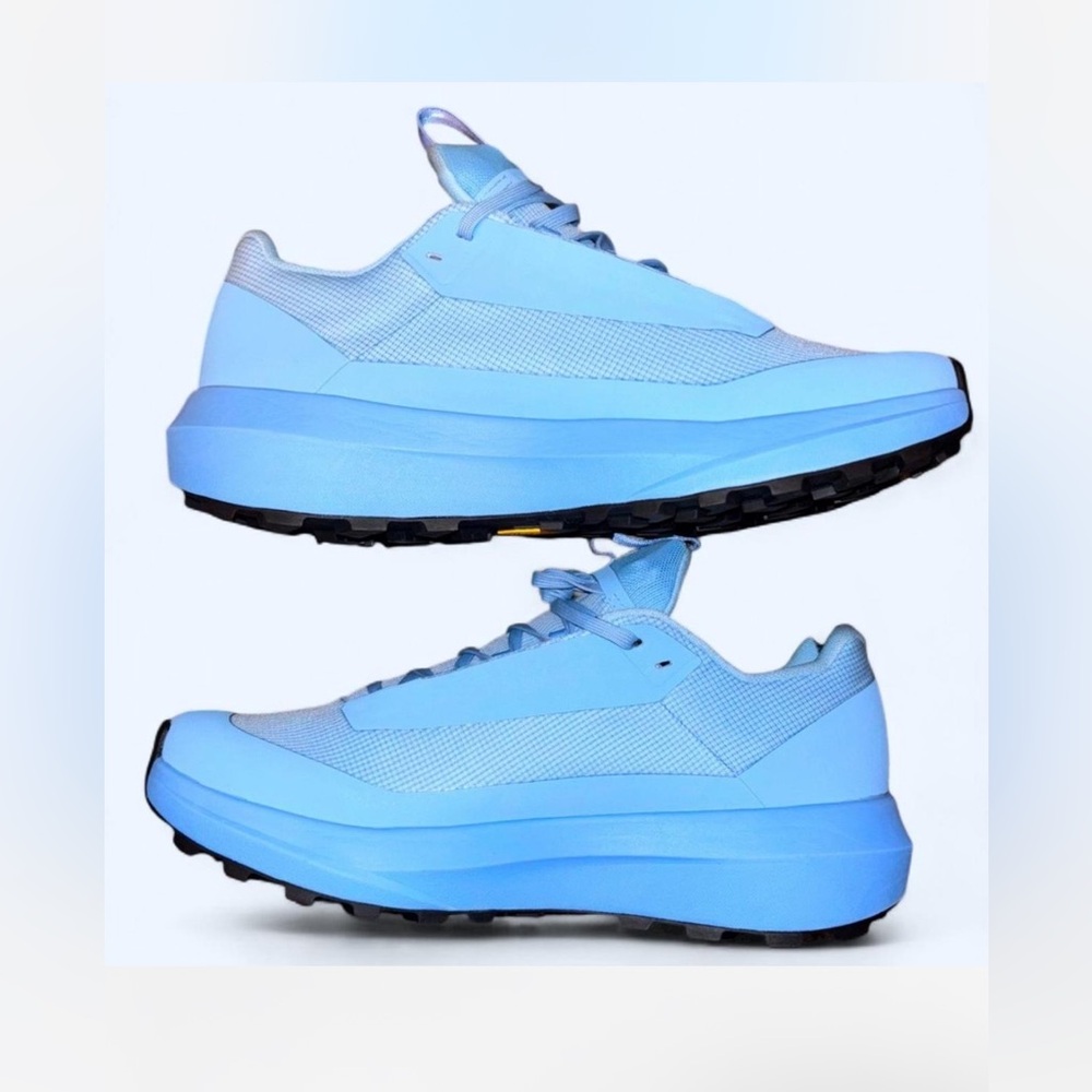 Arc'teryx Women's Norvan Vibrant Blue Athletic Shoes - Picture 4 of 16